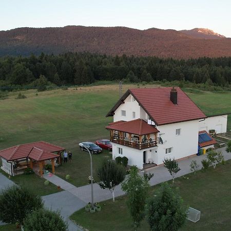 House Pljesevica Hotel พลิตวิชกา เยเซรา ภายนอก รูปภาพ