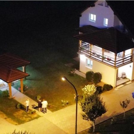 House Pljesevica Hotel พลิตวิชกา เยเซรา ภายนอก รูปภาพ
