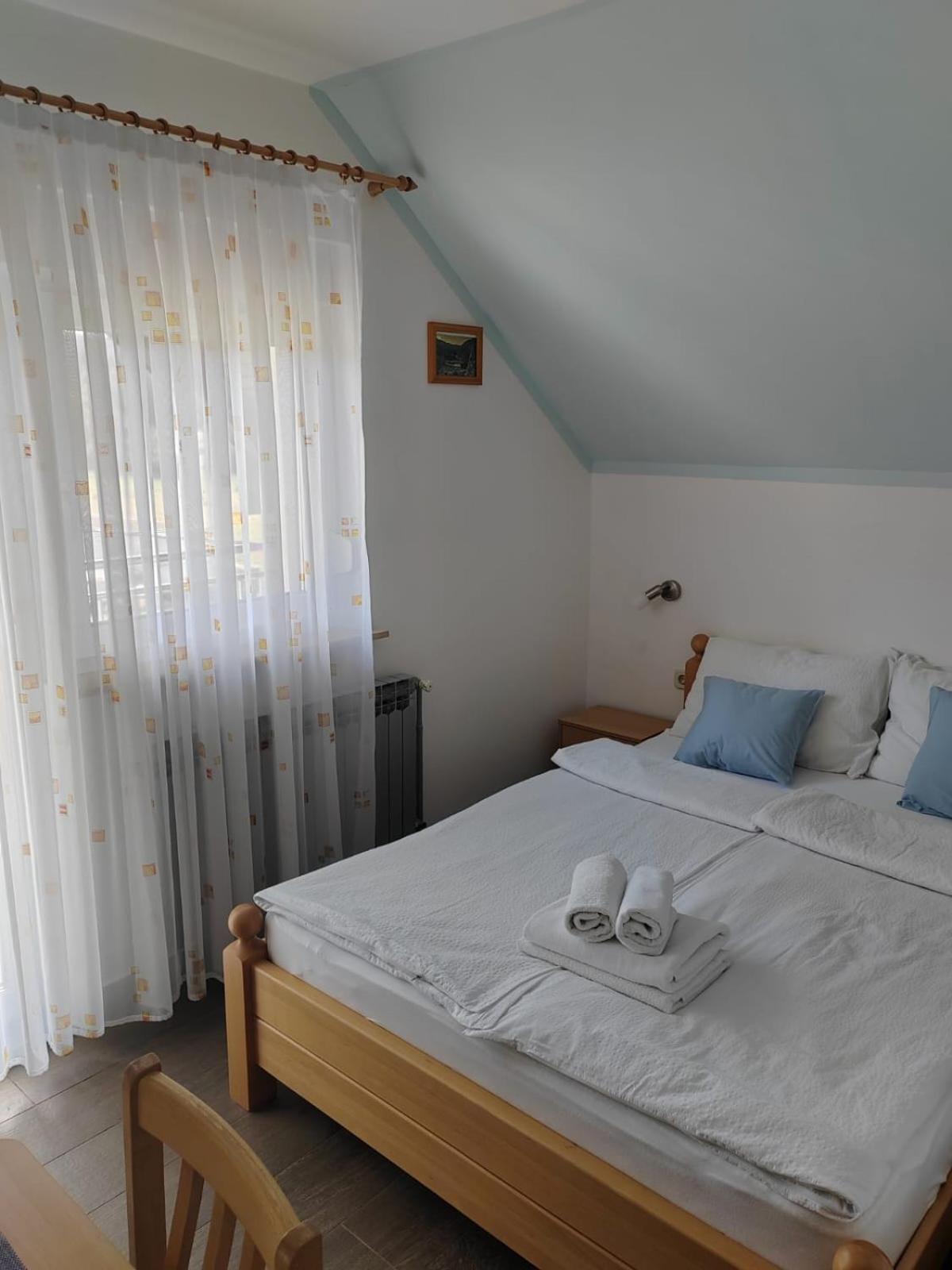 House Pljesevica Hotel พลิตวิชกา เยเซรา ภายนอก รูปภาพ